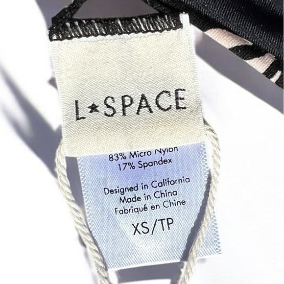 🌻NEW w/tags L*Space High Tide Classic Bikini Bottoms Size XS $99 Retail - Picture 7 of 9
